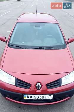 Хэтчбек Renault Megane 2008 в 