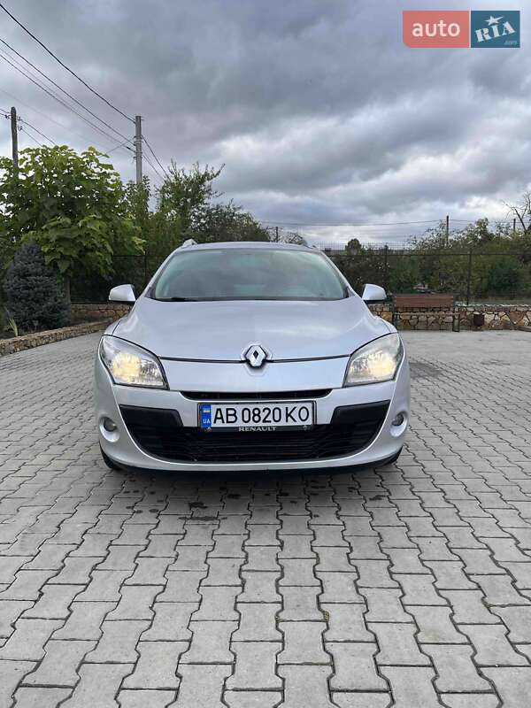 Универсал Renault Megane 2010 в Могилев-Подольске