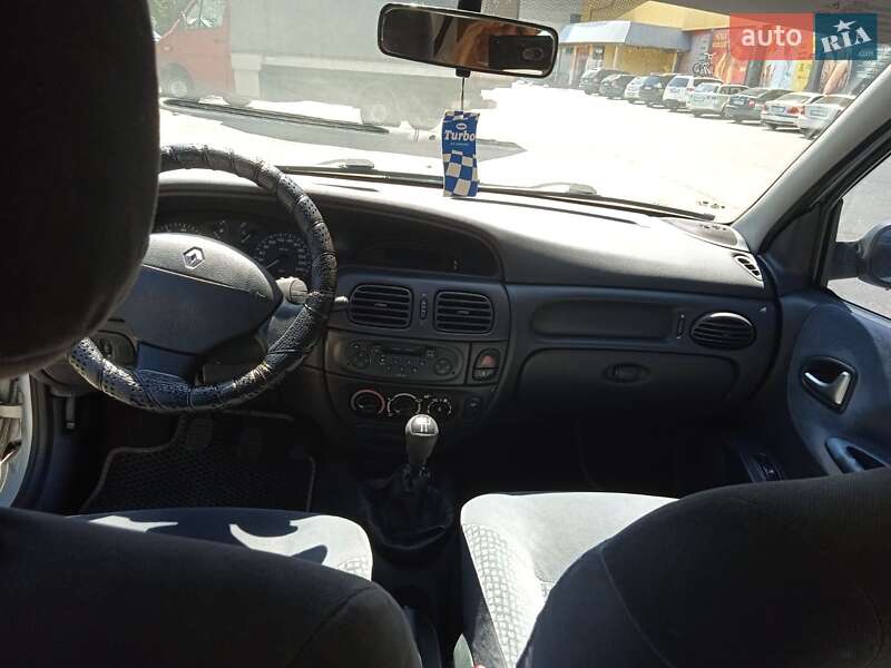 Седан Renault Megane 2003 в Черкасах фото 7 Седан Renault Megane 2003 в Черкасах