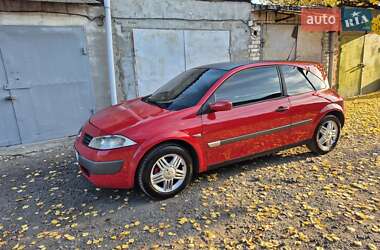 Купе Renault Megane 2004 в 