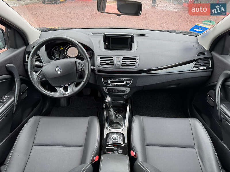 Универсал Renault Megane 2013 в Ровно фото 28 Универсал Renault Megane 2013 в Ровно
