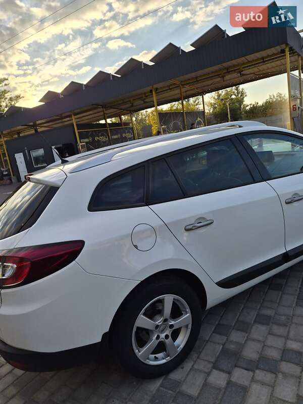 Универсал Renault Megane 2010 в Павлограде фото 18 Универсал Renault Megane 2010 в Павлограде