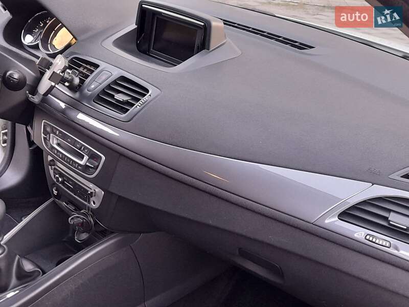 Универсал Renault Megane 2016 в Виннице фото 22 Универсал Renault Megane 2016 в Виннице