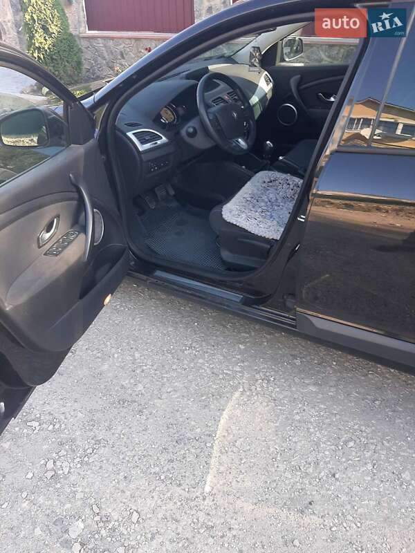 Универсал Renault Megane 2009 в Крыжополе фото 8 Универсал Renault Megane 2009 в Крыжополе