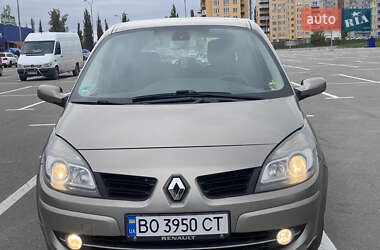 Хэтчбек Renault Megane 2009 в 