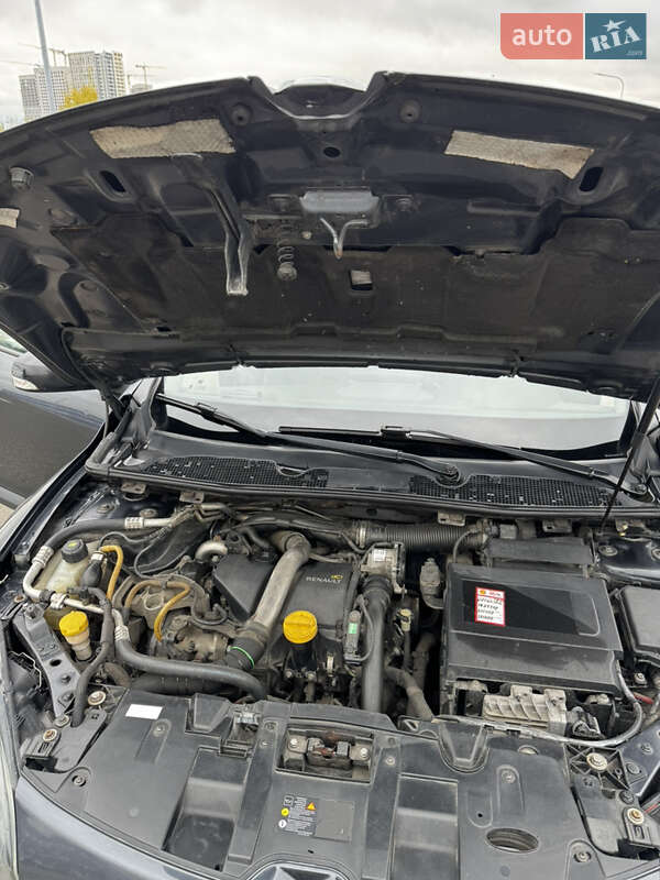 Хэтчбек Renault Megane 2011 в Киеве фото 11 Хэтчбек Renault Megane 2011 в Киеве