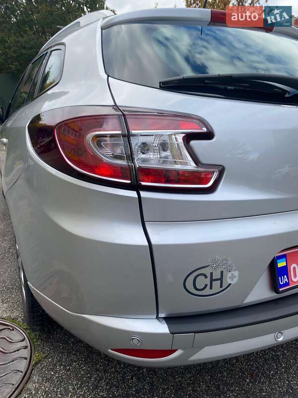 Универсал Renault Megane 2011 в Чернигове фото 10 Универсал Renault Megane 2011 в Чернигове