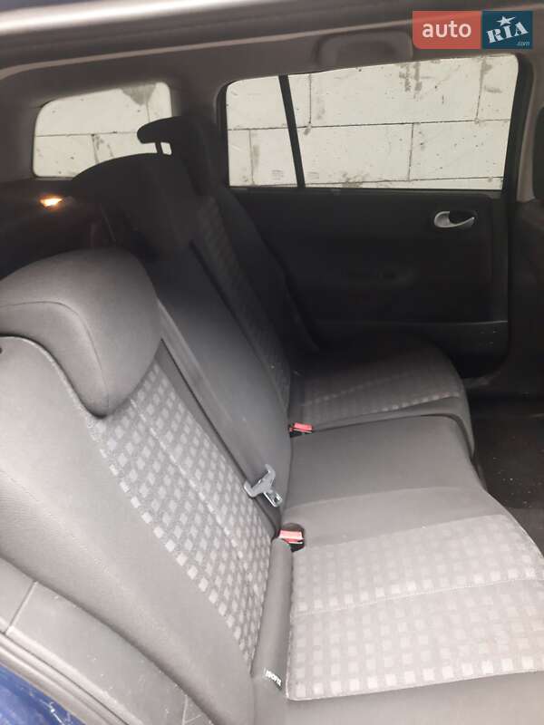 Универсал Renault Megane 2009 в Кременчуге фото 5 Универсал Renault Megane 2009 в Кременчуге