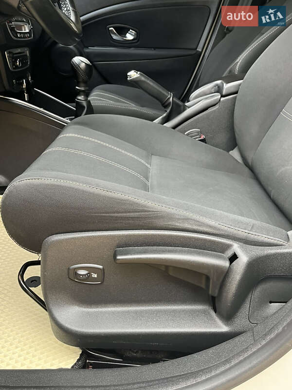 Универсал Renault Megane 2014 в Первомайске фото 25 Универсал Renault Megane 2014 в Первомайске