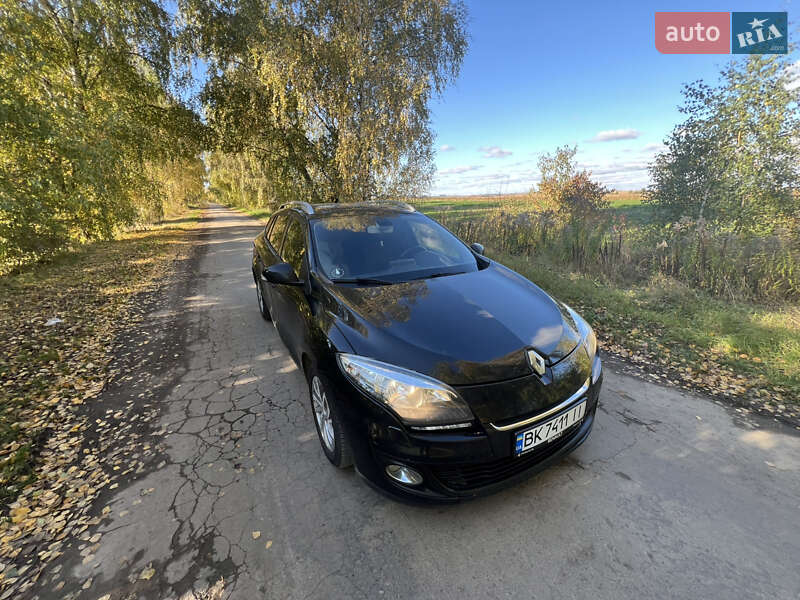 Универсал Renault Megane 2013 в Ровно фото 4 Универсал Renault Megane 2013 в Ровно