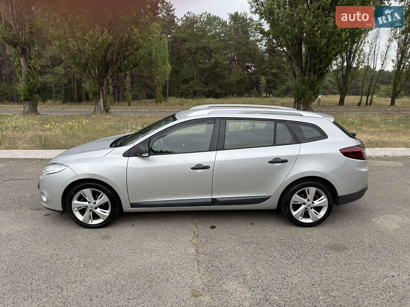 Универсал Renault Megane 2011 в Днепре фото 8 Универсал Renault Megane 2011 в Днепре