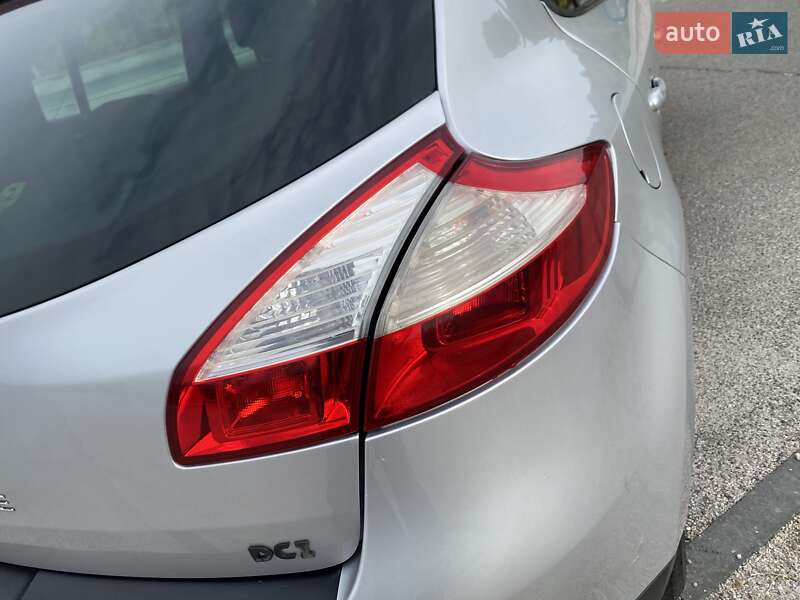 Хетчбек Renault Megane 2014 в Дніпрі фото 16 Хетчбек Renault Megane 2014 в Дніпрі