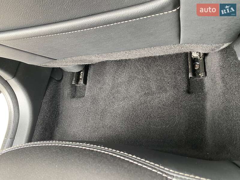 Хетчбек Renault Megane 2014 в Дніпрі фото 44 Хетчбек Renault Megane 2014 в Дніпрі