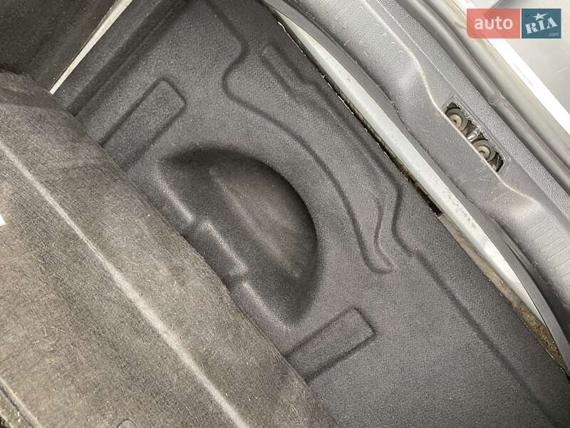 Хетчбек Renault Megane 2014 в Дніпрі фото 76 Хетчбек Renault Megane 2014 в Дніпрі