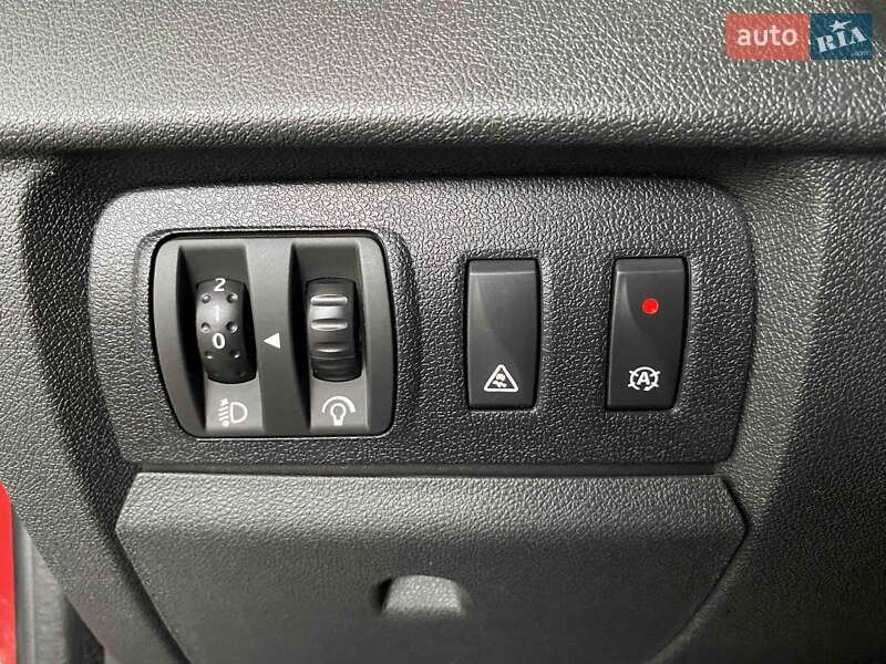 Універсал Renault Megane 2012 в Миколаєві фото 35 Універсал Renault Megane 2012 в Миколаєві