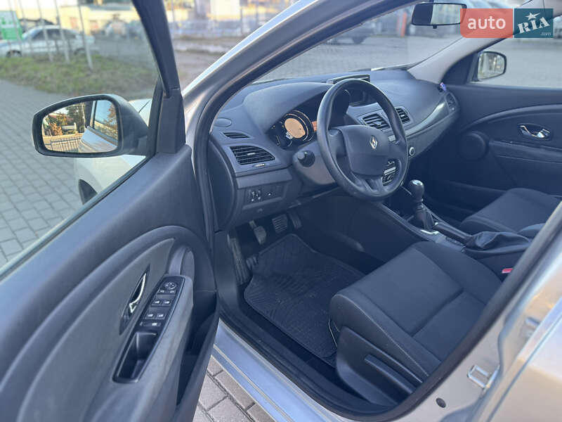 Універсал Renault Megane 2013 в Рівному фото 18 Універсал Renault Megane 2013 в Рівному