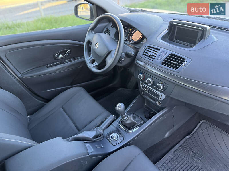 Універсал Renault Megane 2013 в Рівному фото 44 Універсал Renault Megane 2013 в Рівному