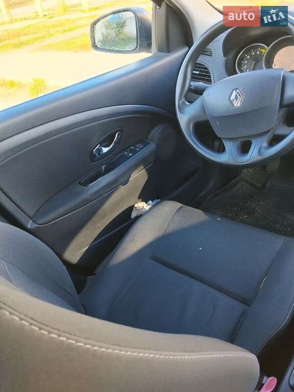 Універсал Renault Megane 2012 в Вараші