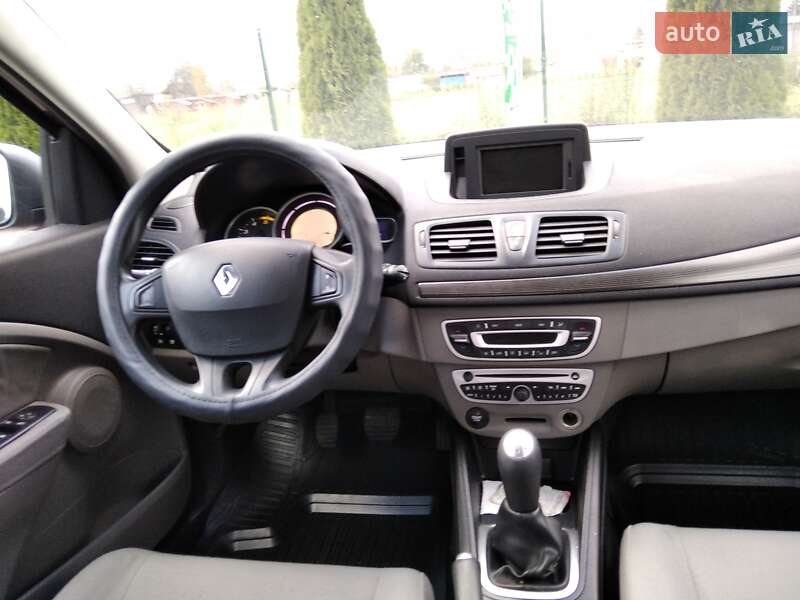 Универсал Renault Megane 2010 в Стрые фото 40 Универсал Renault Megane 2010 в Стрые