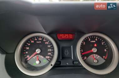 Универсал Renault Megane 2006 в  фото 17 Универсал Renault Megane 2006 в