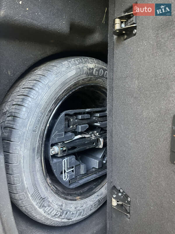 Универсал Renault Megane 2017 в Одессе фото 31 Универсал Renault Megane 2017 в Одессе