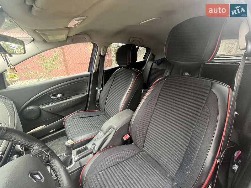 Хэтчбек Renault Megane 2011 в Ужгороде