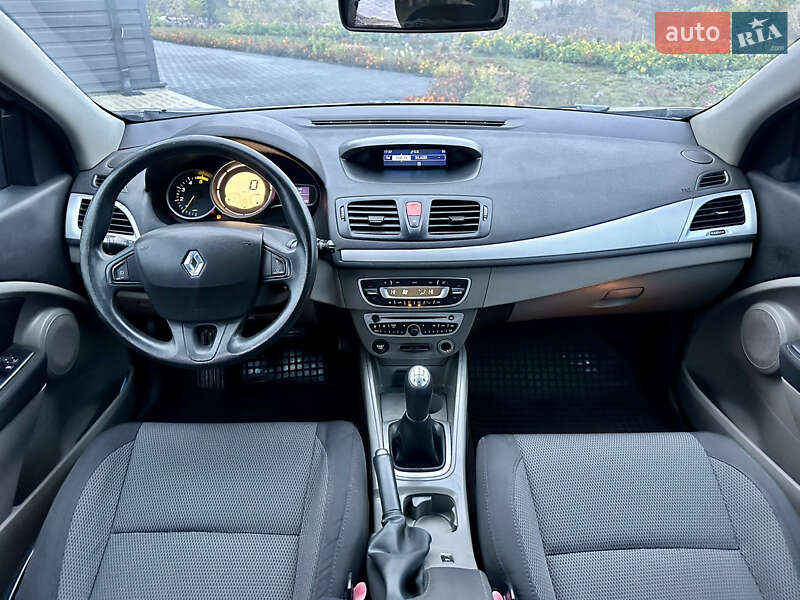 Хэтчбек Renault Megane 2009 в Кропивницком фото 11 Хэтчбек Renault Megane 2009 в Кропивницком