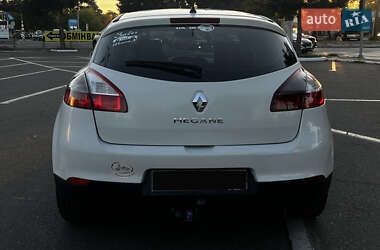 Хэтчбек Renault Megane 2013 в 