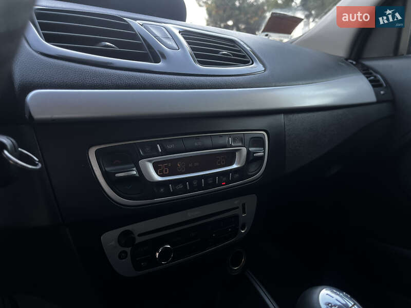 Хетчбек Renault Megane 2013 в Одесі фото 16 Хетчбек Renault Megane 2013 в Одесі