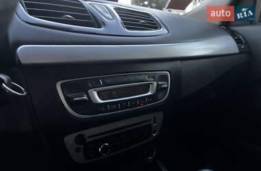 Хэтчбек Renault Megane 2013 в 