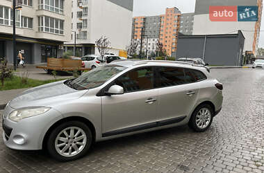 Универсал Renault Megane 2010 в 