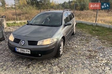 Универсал Renault Megane 2005 в  фото 5 Универсал Renault Megane 2005 в