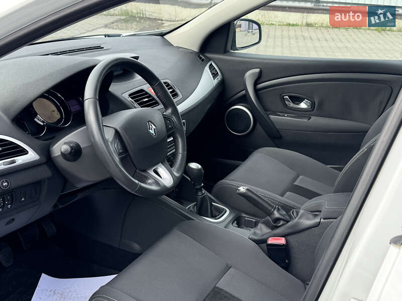 Хэтчбек Renault Megane 2009 в Луцке фото 3 Хэтчбек Renault Megane 2009 в Луцке