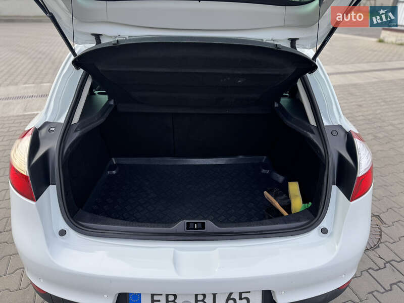 Хэтчбек Renault Megane 2009 в Луцке фото 32 Хэтчбек Renault Megane 2009 в Луцке