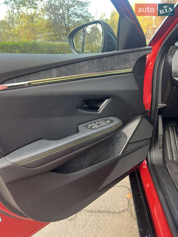 Седан Renault Megane 2023 в Тернополе фото 12 Седан Renault Megane 2023 в Тернополе