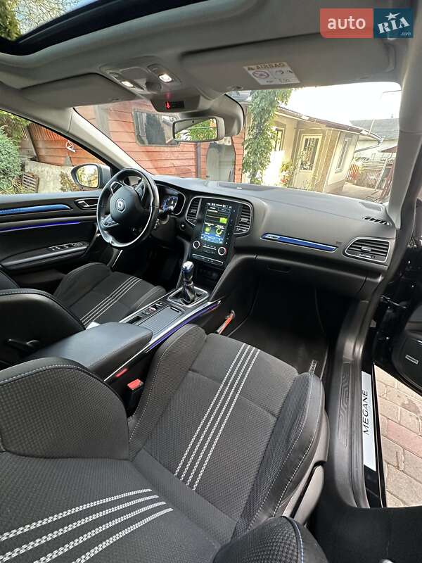 Универсал Renault Megane 2016 в Калуше фото 22 Универсал Renault Megane 2016 в Калуше