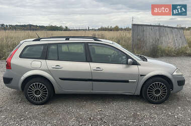 Універсал Renault Megane 2004 в  фото 2 Універсал Renault Megane 2004 в