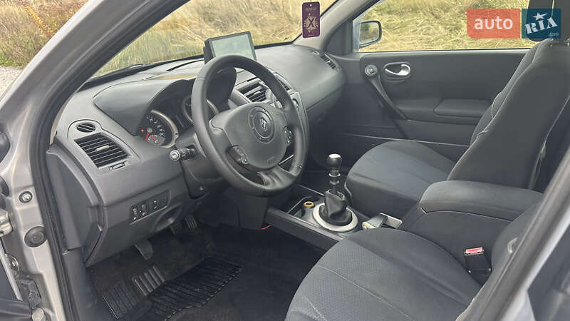 Універсал Renault Megane 2004 в Києві фото 15 Універсал Renault Megane 2004 в Києві