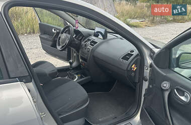 Універсал Renault Megane 2004 в  фото 22 Універсал Renault Megane 2004 в