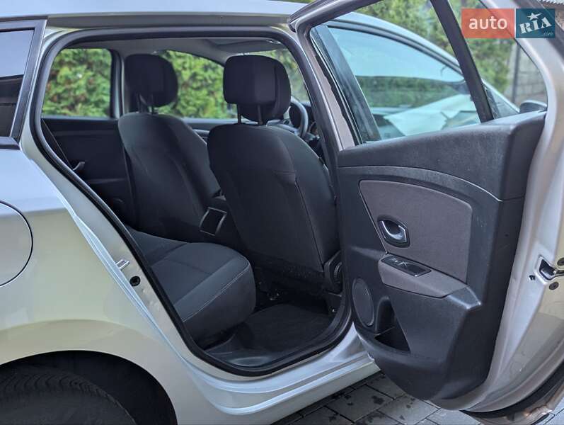 Универсал Renault Megane 2009 в Дубно фото 31 Универсал Renault Megane 2009 в Дубно