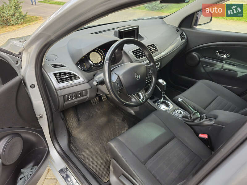 Універсал Renault Megane 2015 в Києві фото 11 Універсал Renault Megane 2015 в Києві