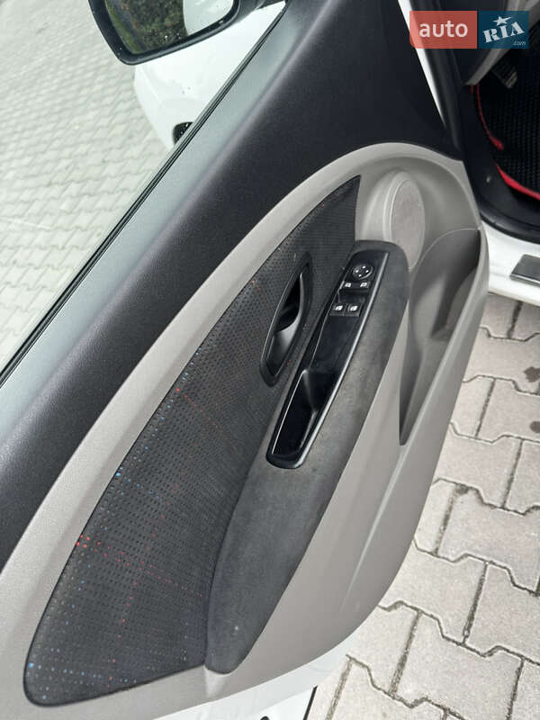 Хэтчбек Renault Megane 2010 в Изяславе