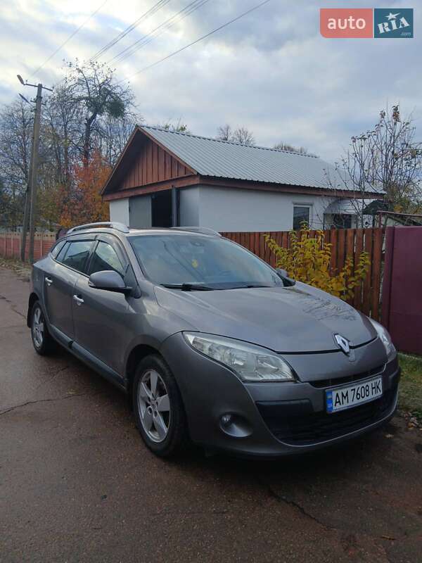 Универсал Renault Megane 2010 в Овруче фото 16 Универсал Renault Megane 2010 в Овруче