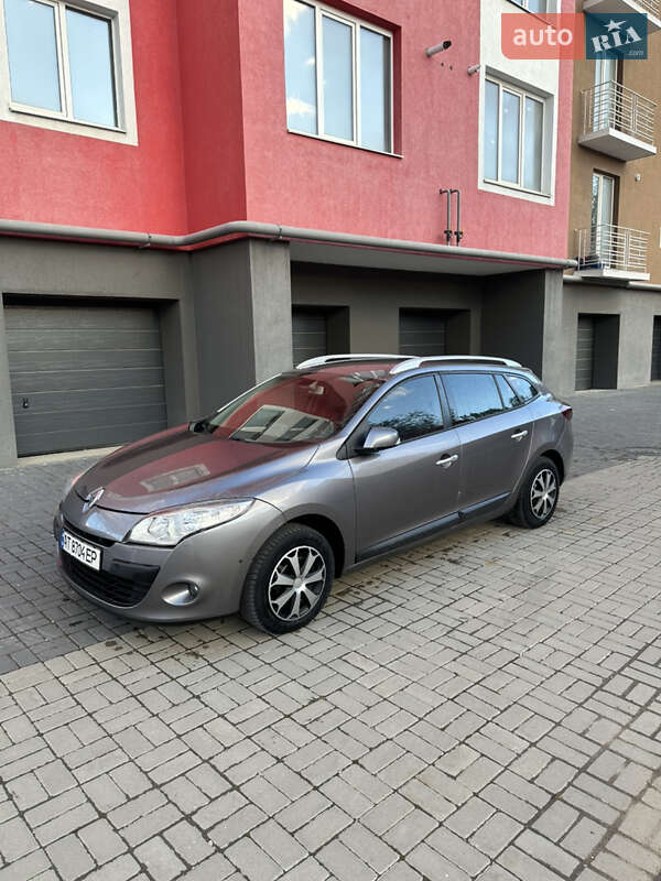 Универсал Renault Megane 2011 в Ивано-Франковске