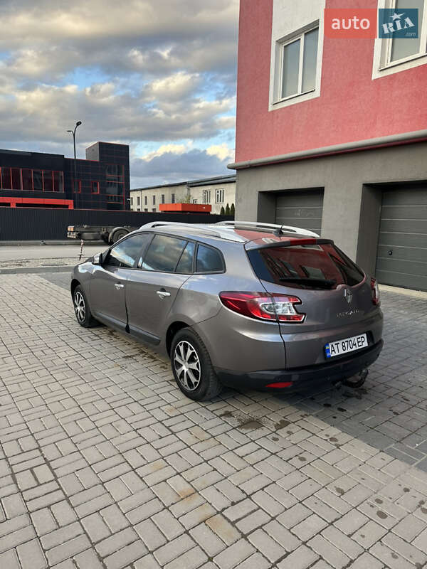 Универсал Renault Megane 2011 в Ивано-Франковске