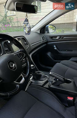 Універсал Renault Megane 2017 в  фото 9 Універсал Renault Megane 2017 в