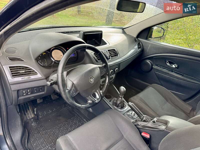 Универсал Renault Megane 2015 в Киеве