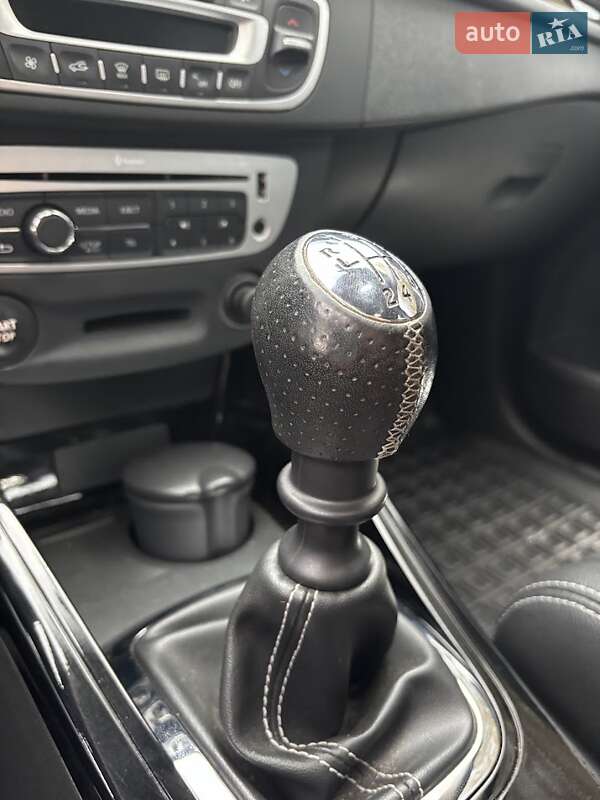 Универсал Renault Megane 2012 в Харькове фото 19 Универсал Renault Megane 2012 в Харькове