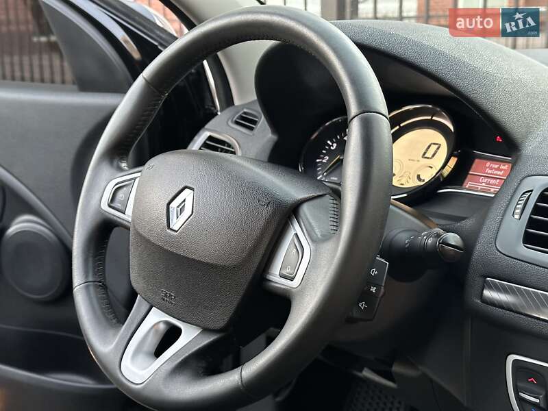 Универсал Renault Megane 2012 в Николаеве фото 45 Универсал Renault Megane 2012 в Николаеве