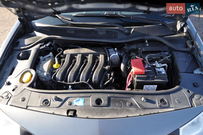 Хэтчбек Renault Megane 2006 в Киеве